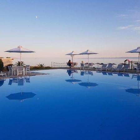 Alkinoos Beach Hotel Gerakini Buitenkant foto